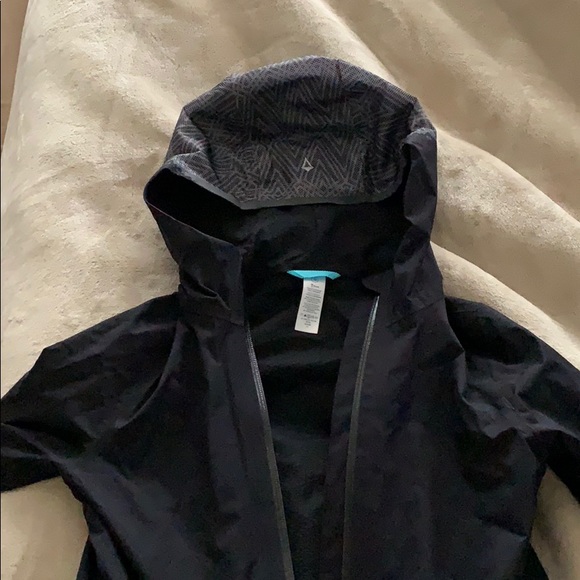 ivivva black jacket